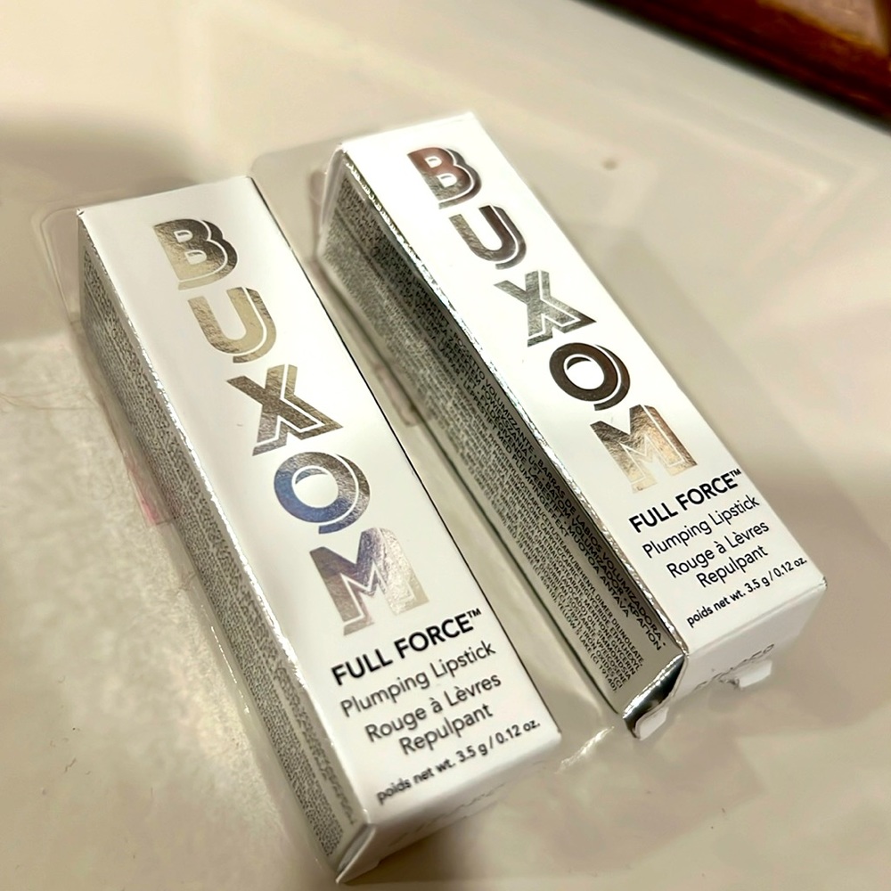 Buxom Full Force Plumping Lipstick *Boss & Dolly Dreamer*